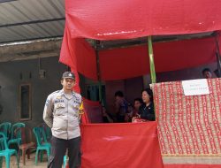 Jaga Kamtibmas, Personel Polsek Mamasa Laksanakan Pengamanan Upacara Rambusolo di Desa Lambanan