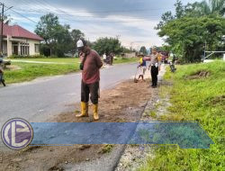 Oli Berceceran di Trans Sulawesi, Kasat Lantas Polres Luwu Utara Turun Tangan