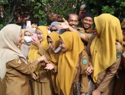 Bupati Lutra Pimpin Apel Pagi Terakhir: Pemimpin Itu Datang dan Pergi, Pemerintahan Harus Berlanjut