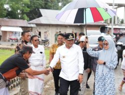 Kunjungan Kerja di Tabang Mamasa, Pj Gubernur Sulbar Disambut Antusias Warga