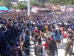 Minum Kopi dari Cangkir Bambu, Mamasa Pecahkan Rekor di HUT Ke-81 RI